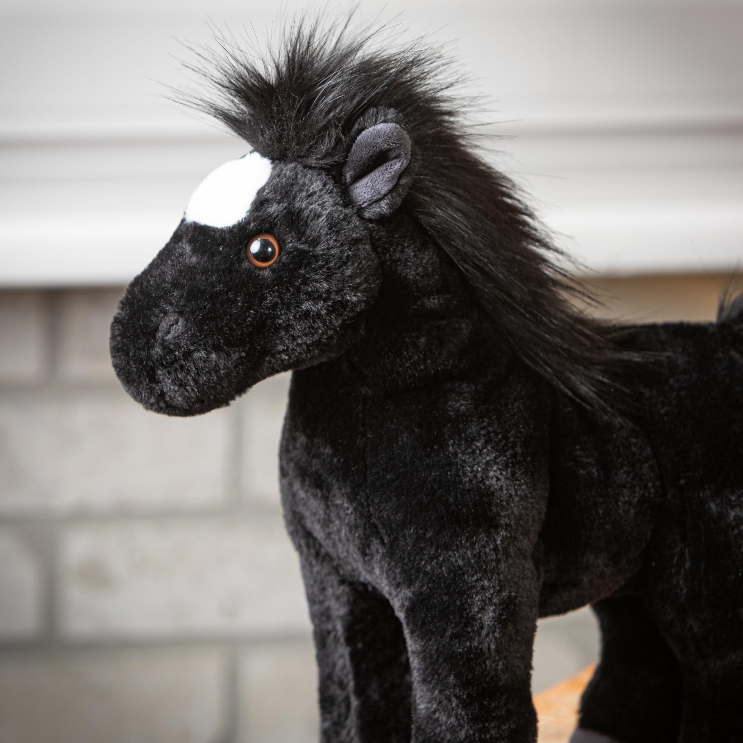 Amazon.co.jp: ふれあい動物園 立っている黒い馬のぬいぐるみ、子供へ